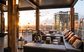 Novotel London Canary Wharf